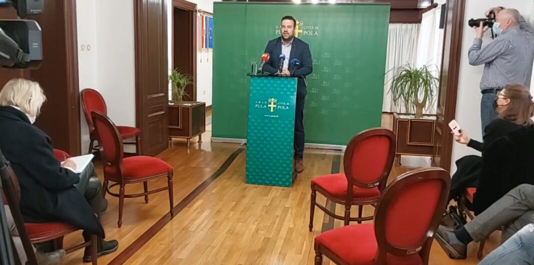 Briefing gradonačelnika Filipa Zoričića