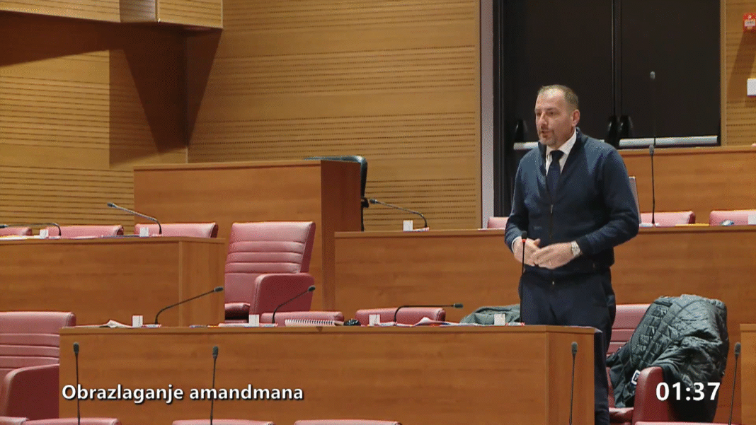 Press IDS - Dalibor Paus amandman Zračna luka (1)