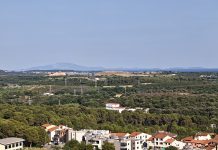 Civilni nadzor upozorava na nesnosan smrad i okolišne probleme na Kaštijunu